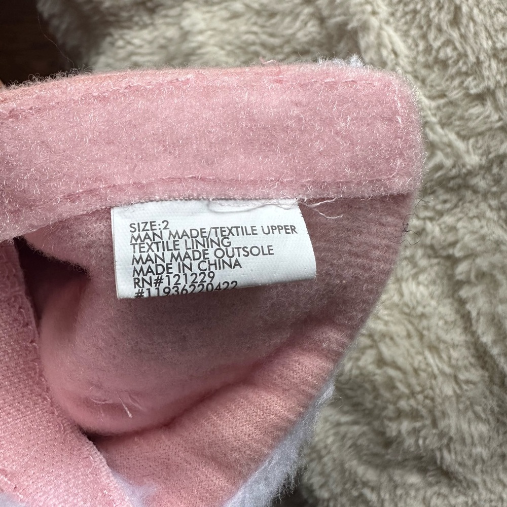 Baby Bebe Glitter Pink Boots with White Fur in Size 2 - Picture 3 of 4